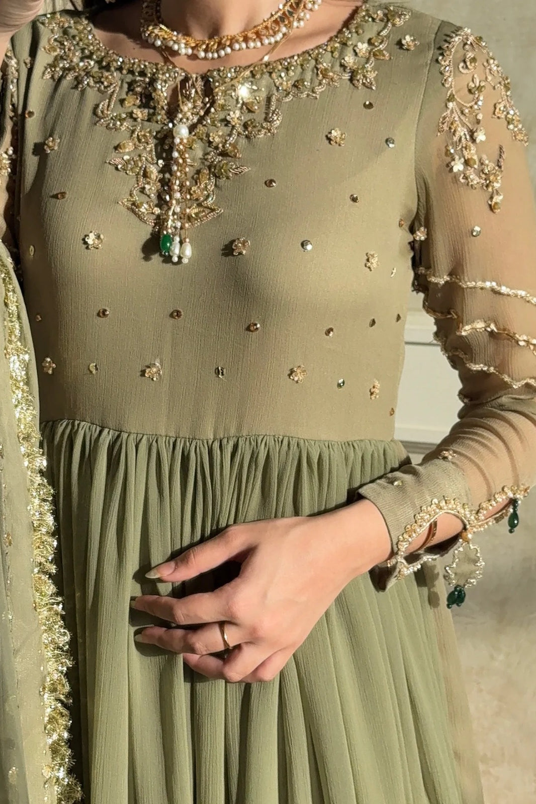 ANKITA OLIVE GREEN- HEMEL SILK